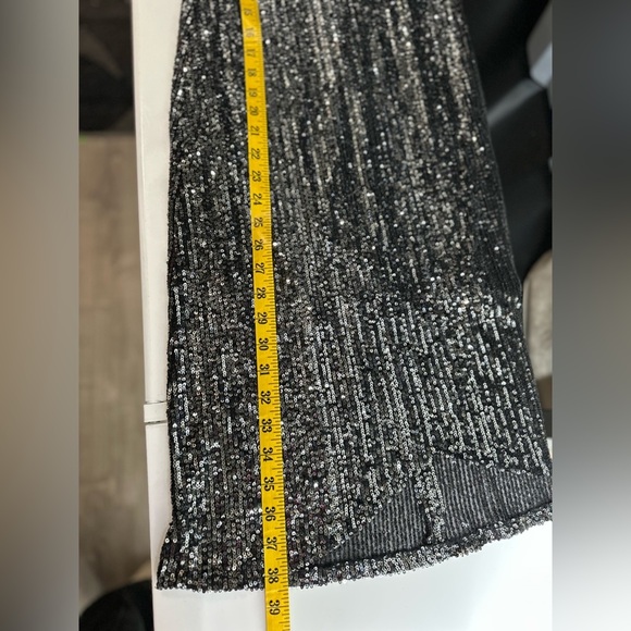 NWT Cupcakes & Cashmere Women’s Joelle Wrap Sequins Midi Dress Black XS - Picture 10 of 13